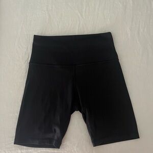 Lululemon Align 6 in Biker Shorts